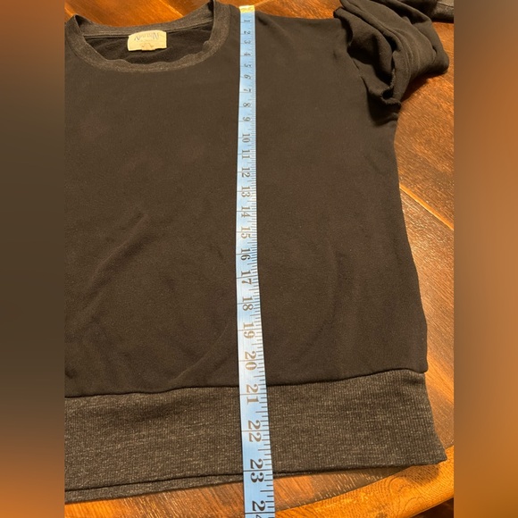 Nation Ltd Ruffle-sleeve Sweatshirt Women’s Size S Black Round Neck Long sleeve - Picture 12 of 12